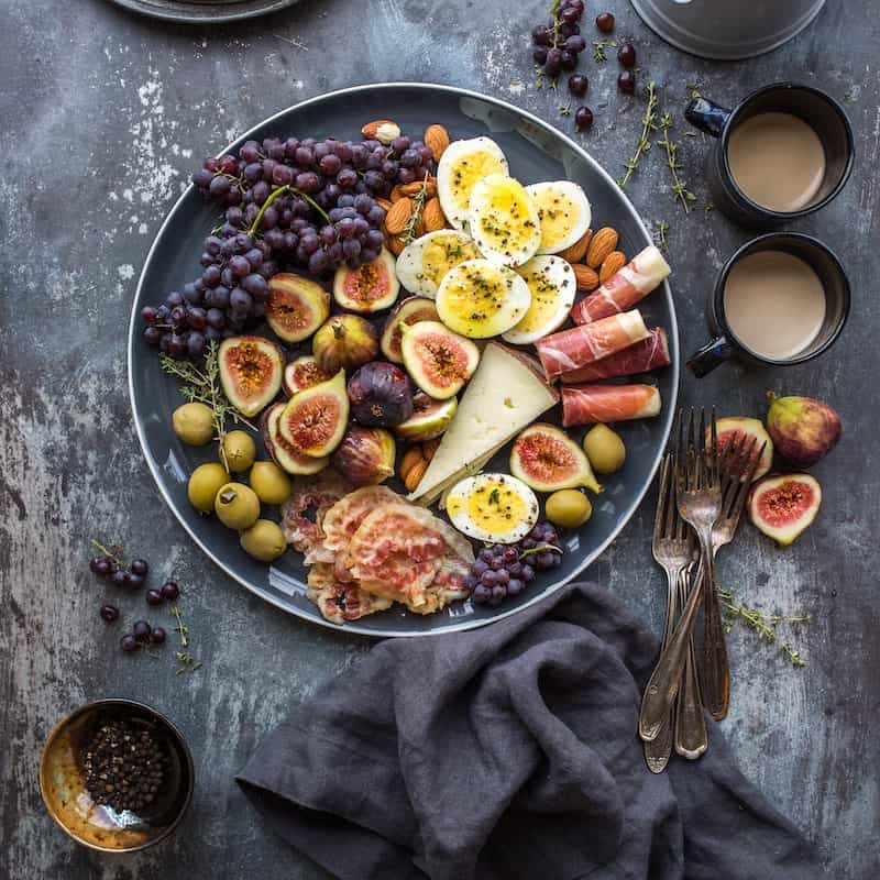 Photo of beatfully arranged food